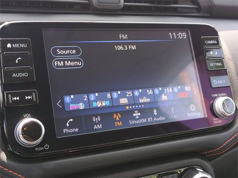 Used 2023 Nissan Versa SR w/ Trunk Package image 27