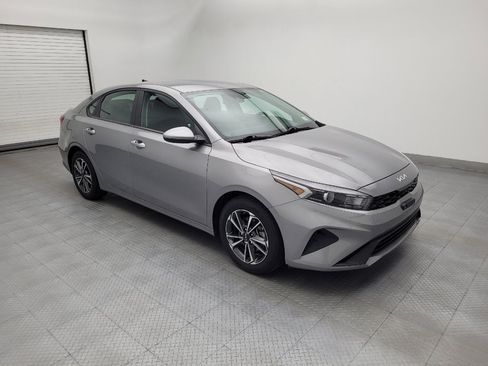 Used 2024 Kia Forte LXS FWD image 11