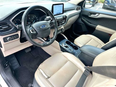 Used 2020 Ford Escape SEL FWD image 18