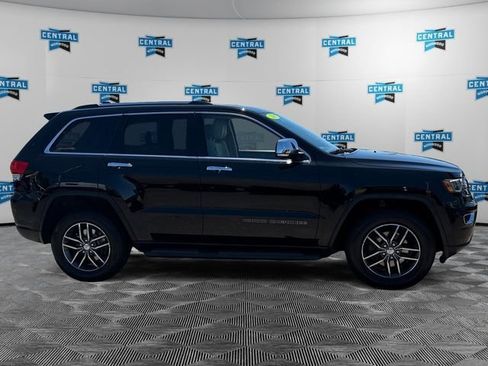 Certified 2018 Jeep Grand Cherokee Limited w/ Luxury Group II AWD/4WD image 7