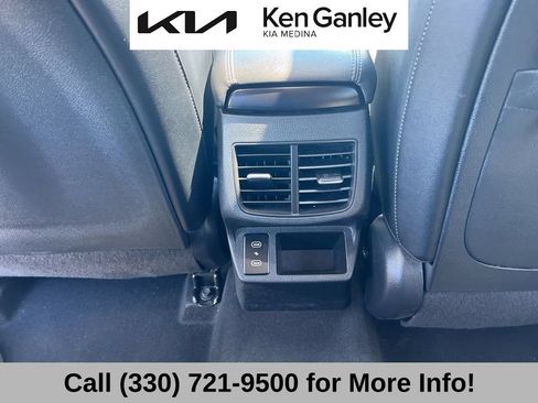 Certified 2025 Kia Seltos EX w/ EX Sunroof Package AWD/4WD image 45