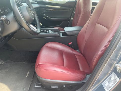 Used 2025 MAZDA MAZDA3 s image 25