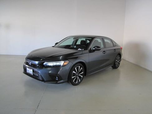 Certified 2024 Honda Civic EX image 1