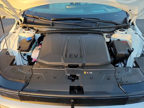 Certified 2025 Hyundai Ioniq 5 Limited image 25