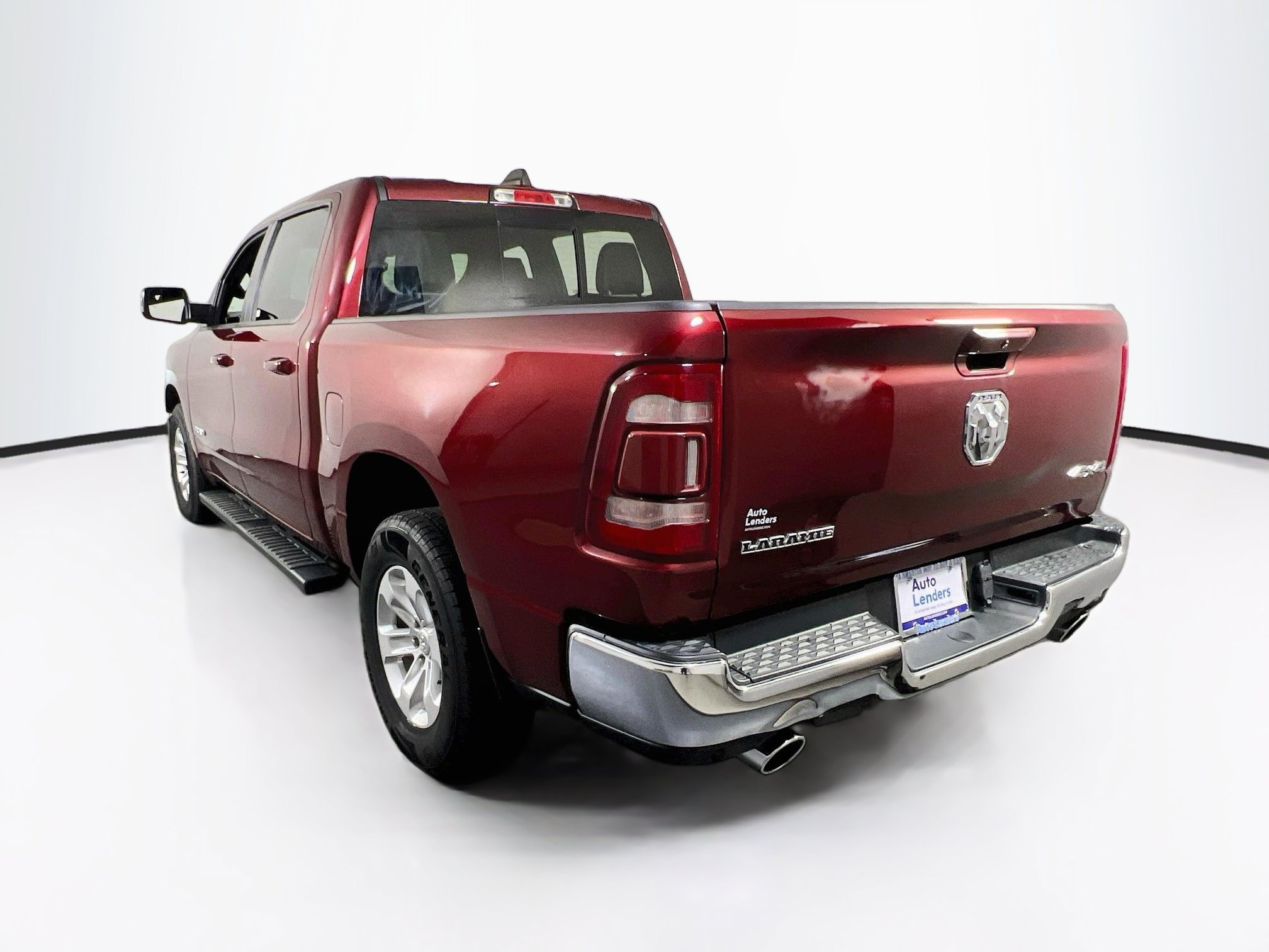 Used 2023 RAM 1500 Laramie AWD/4WD image 7