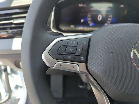 New 2026 Volkswagen Jetta SE FWD image 37