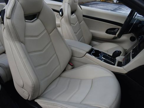 Used 2016 Maserati GranTurismo Sport image 24