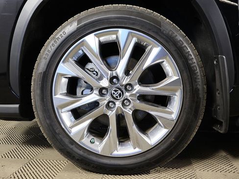Used 2023 Toyota Highlander Limited AWD/4WD image 22