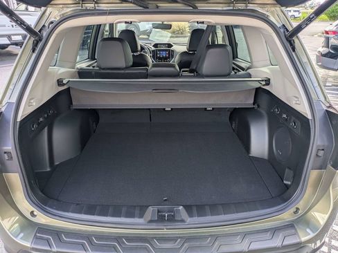 Used 2022 Subaru Forester Limited AWD/4WD image 14