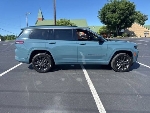 New 2026 Jeep Grand Cherokee L Limited AWD/4WD image 8