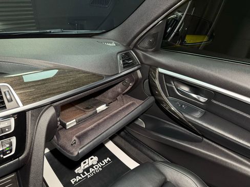 Used 2018 BMW 328d Sedan image 48