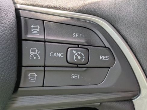 New 2025 Jeep Grand Cherokee Altitude image 23