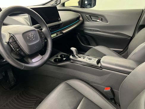 Used 2024 Toyota Prius Limited w/ Limited Premium Package image 16