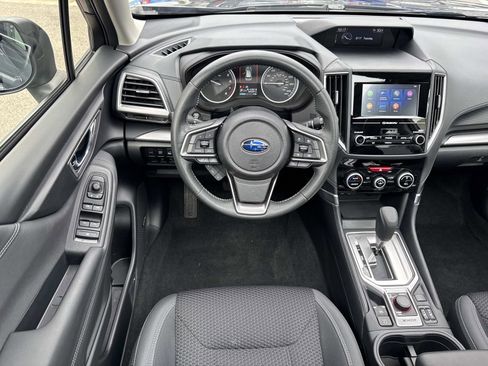 Used 2024 Subaru Forester Premium image 10
