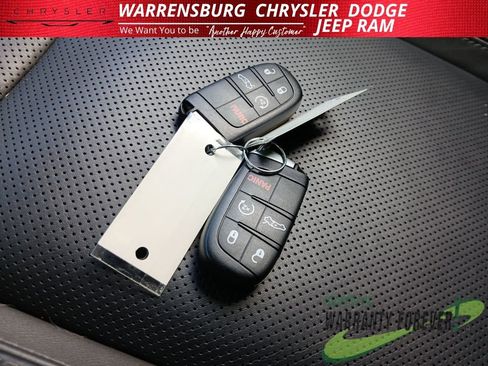 Used 2023 Dodge Challenger SXT w/ Plus Package image 28