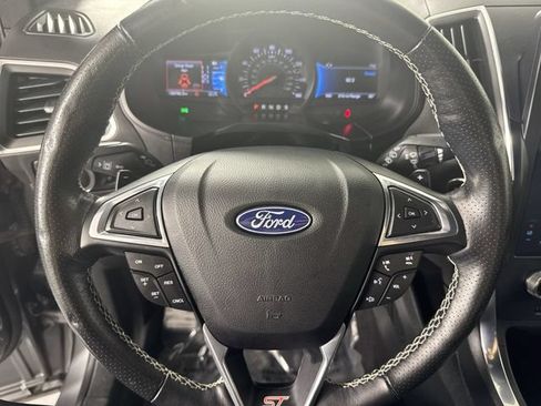 Used 2023 Ford Edge ST AWD/4WD image 11