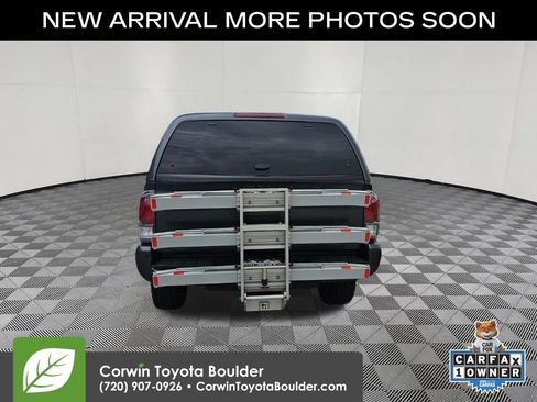 Used 2021 Toyota Tacoma TRD Off-Road w/ Technology Package AWD/4WD image 6