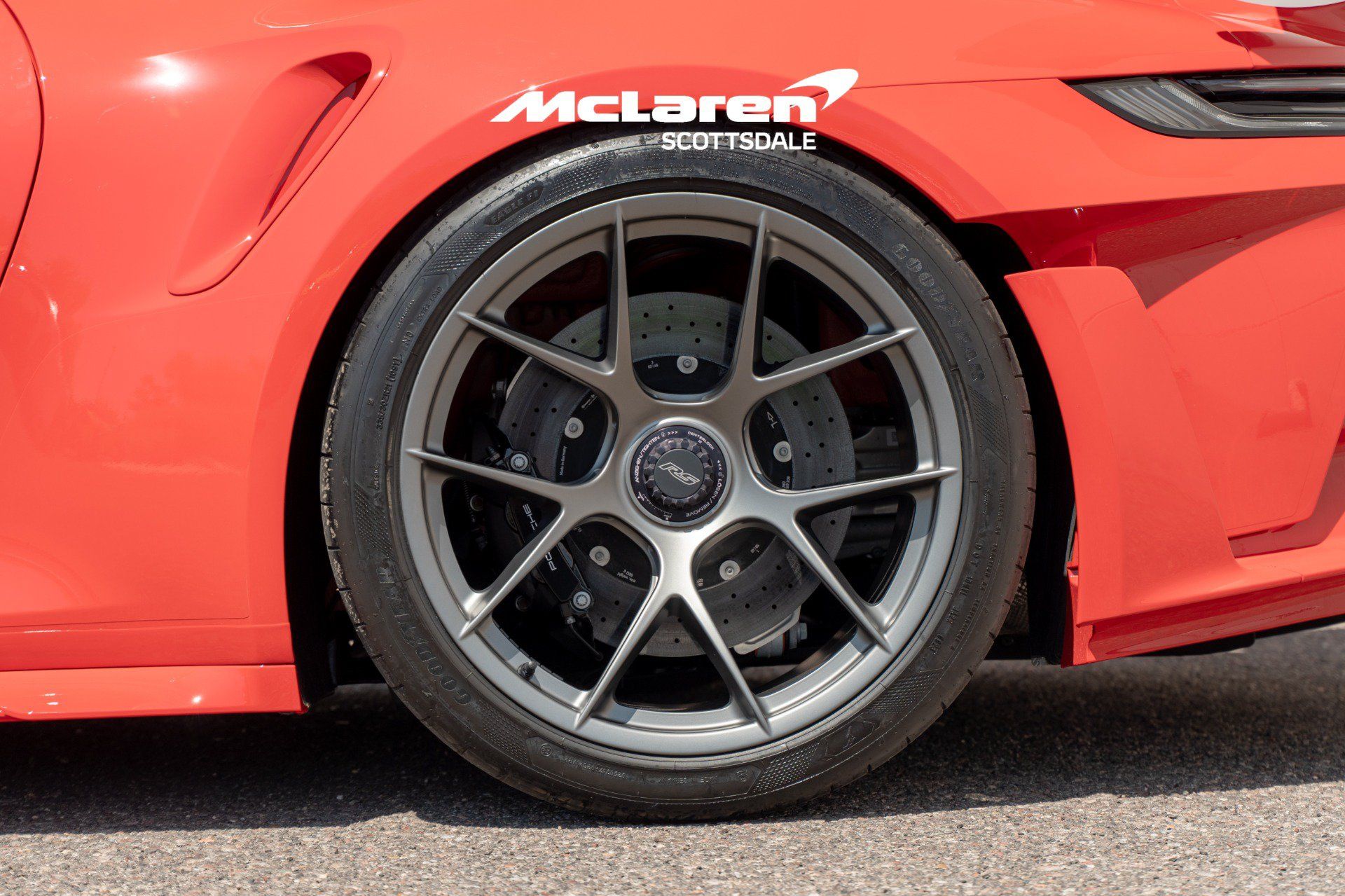 Used 2025 Porsche 911 GT3 RS RWD image 32
