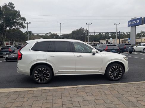New 2026 Volvo XC90 T8 Plus w/ Protection Package Premier image 7