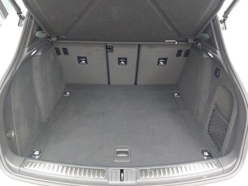 Used 2025 Porsche Macan S image 14