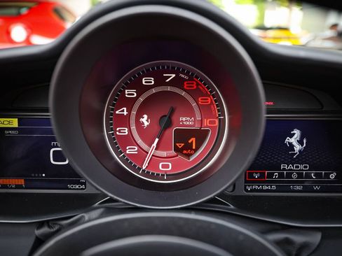 Certified 2019 Ferrari 488 Spider RWD image 32