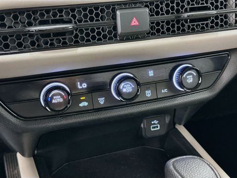 Used 2024 Honda HR-V LX image 23