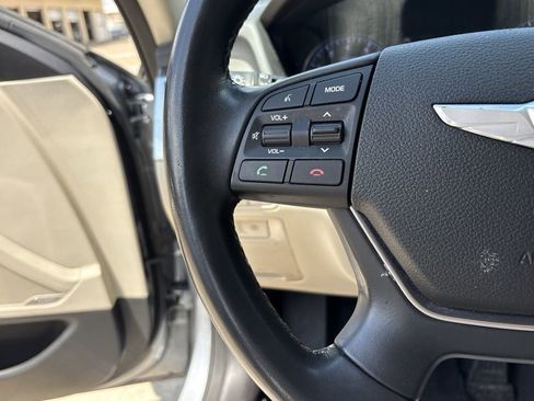 Used 2016 Hyundai Genesis 3.8 w/ Option Group 04 RWD image 16
