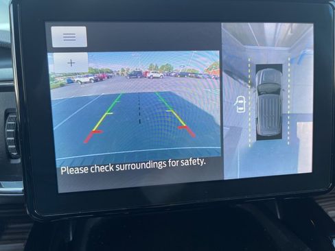 Used 2023 Ford Explorer Limited image 19