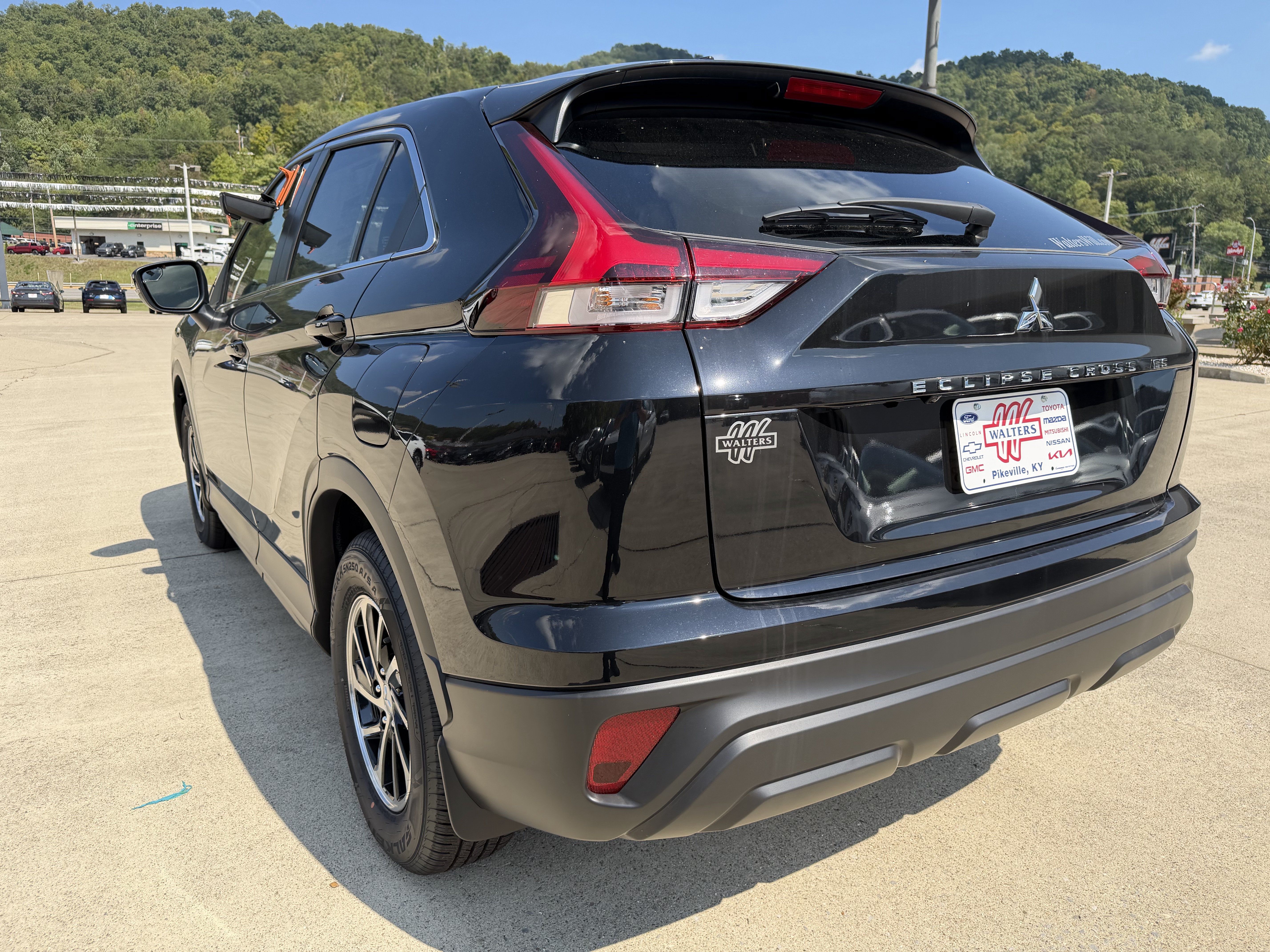 New 2026 Mitsubishi Eclipse Cross ES AWD/4WD image 5