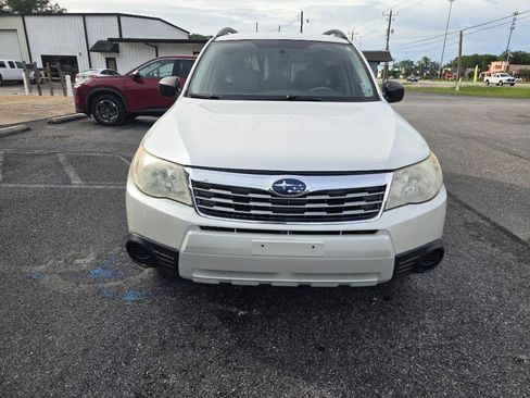 Used 2010 Subaru Forester 2.5X AWD/4WD image 3