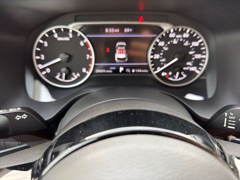 Used 2023 Nissan Rogue SV image 30