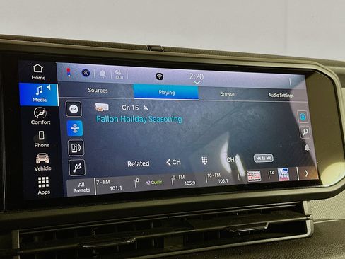 Used 2025 Jeep Wrangler Sport S image 21