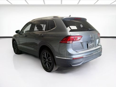 Used 2023 Volkswagen Tiguan SE FWD image 11