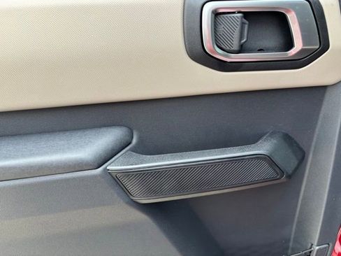 New 2026 Ford Bronco Big Bend w/ Black Diamond Package AWD/4WD image 15