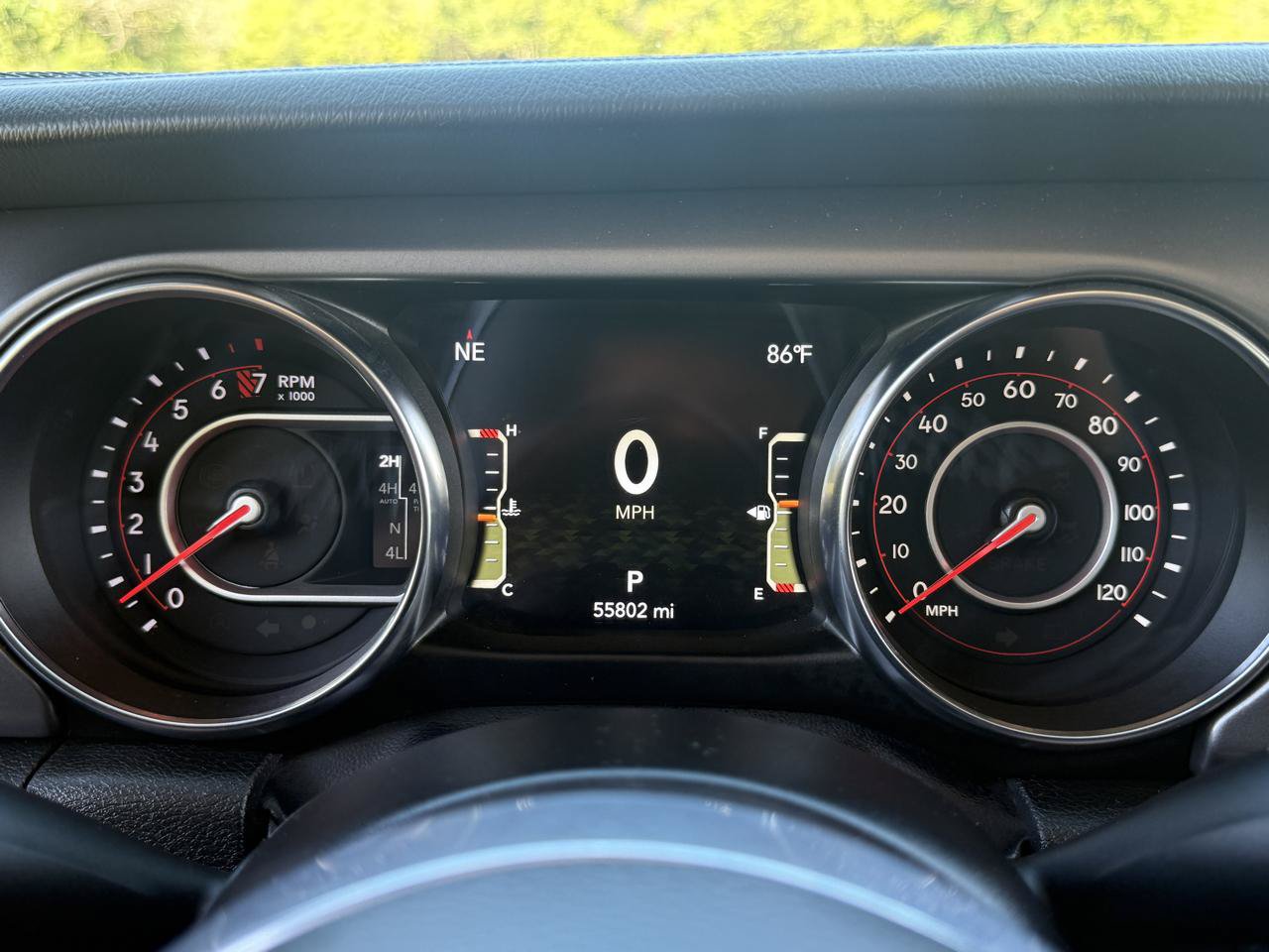 Used 2022 Jeep Gladiator Rubicon w/ Cold Weather Group AWD/4WD image 23