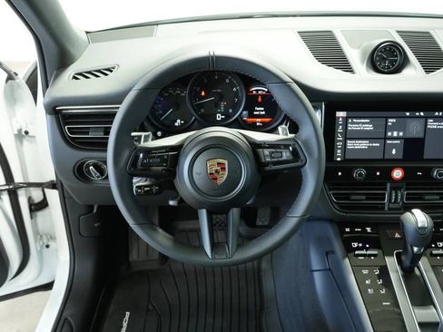 New 2026 Porsche Macan AWD/4WD image 13