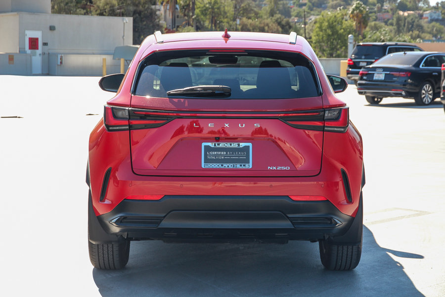 Certified 2025 Lexus NX 250 FWD w/ Accessory Package (2T) image 6