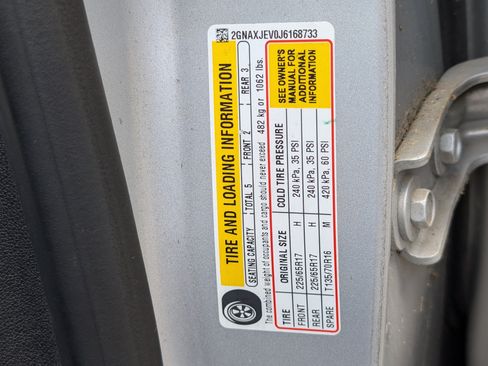 Used 2018 Chevrolet Equinox LT FWD image 38