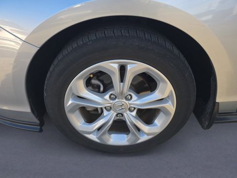 Used 2024 Honda Accord LX image 25