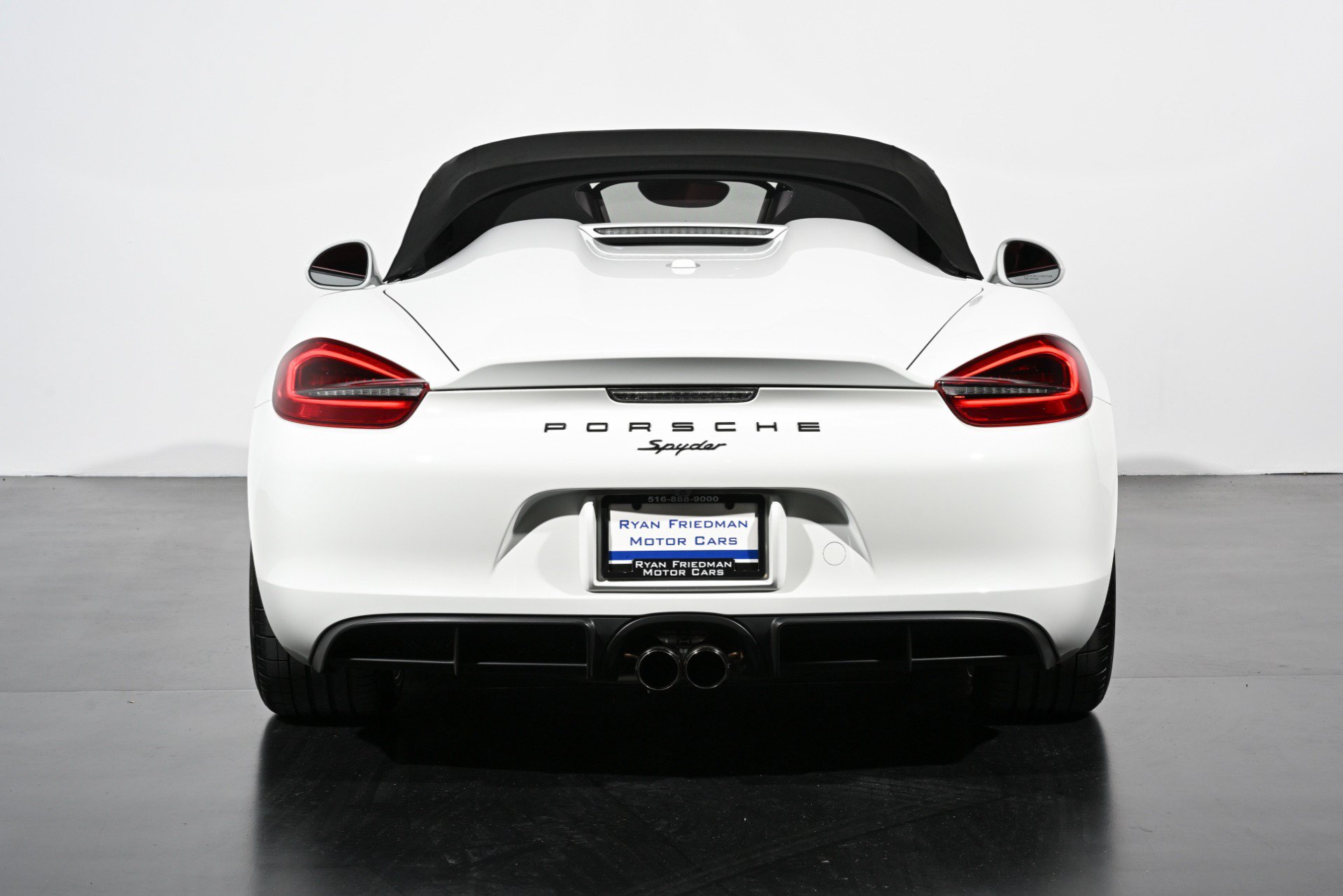 Used 2016 Porsche Boxster Spyder RWD image 30