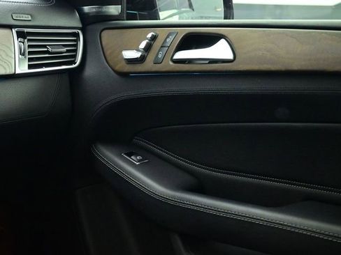 Used 2017 Mercedes-Benz GLE 43 AMG 4MATIC image 46