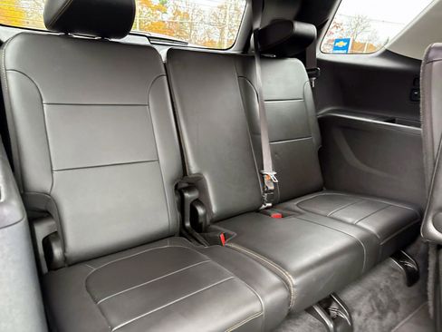Certified 2020 Chevrolet Traverse LT image 11