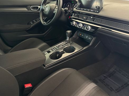 Used 2023 Honda Civic Sport image 31