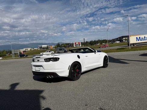 Certified 2023 Chevrolet Camaro SS RWD image 14