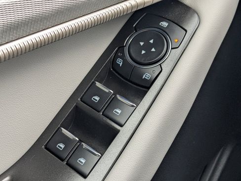 New 2026 Ford Explorer Active w/ Active Comfort Package image 30