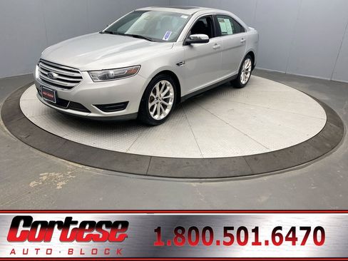 Used 2018 Ford Taurus Limited AWD/4WD image 1