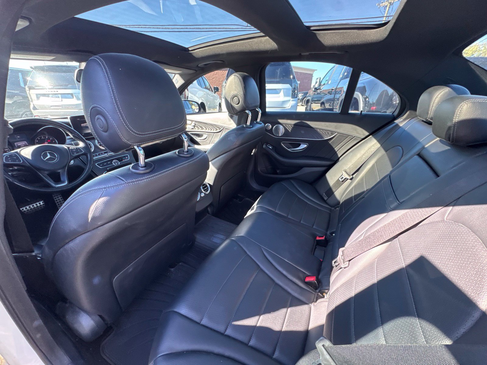 Used 2016 Mercedes-Benz C 300 4MATIC Sedan image 27