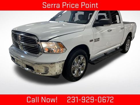 Used 2018 RAM 1500 SLT AWD/4WD image 1