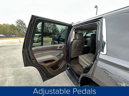 Used 2016 GMC Yukon Denali image 17