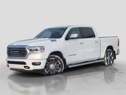 Used 2022 RAM 1500 Limited w/ Body-Colour Bumper Group